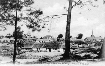 Iconographie - Vue du bourg à la lisière de la forêt