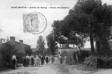 Iconographie - Entrée du bourg - Route des Essarts