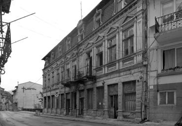 Iconographie - Veliko Tarnovo - Immeuble de la période communiste