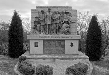 Iconographie - Monument patriotique sur le site des moulins