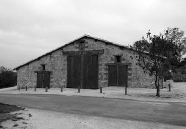 Iconographie - Grange étable sur le site des moulins