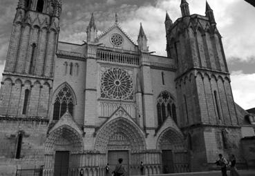 Iconographie - La cathédrale Saint-Pierre de Poitiers