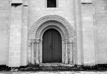 Iconographie - Porche latéral de l'église abbatiale