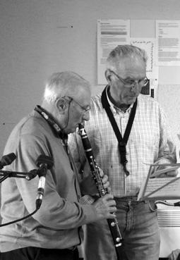 Iconographie - Musiciens locaux au cours d'un collectage Arexcpo à La Tranche-sur-Mer