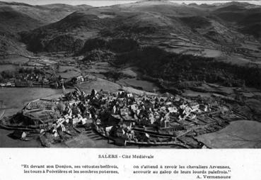 Iconographie - Cité médiévale - Vue générale aérienne