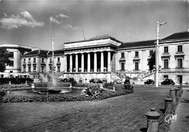 Iconographie - Le palais de justice et les jardins