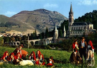 Iconographie - Folklore bigourdan, les "chanteurs montagnards de Lourdes