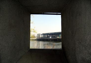 Iconographie - Vue sur la Loire du Mémorial de l'esclavage