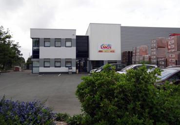 Iconographie - Façade de la coopérative LMCR, Artipôle