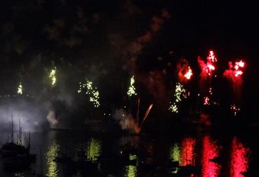 Iconographie - Fête des bateaux - Feux d'artifice de la compagnie Féerie