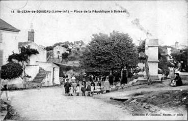 Iconographie - Place de la République à Boiseau