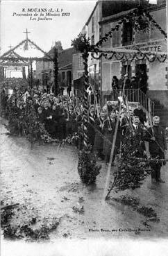 Iconographie - Procession de la Mission 1923 - Les fusiliers