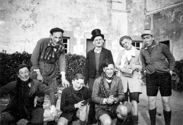 Iconographie - Mardi-Gras - acteurs de "Au lycée Papillon"