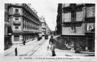 Iconographie - La rue de Strasbourg et Hôtel de Bretagne