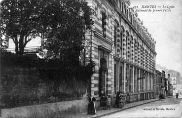 Iconographie - Le Lycée National de jeunes filles