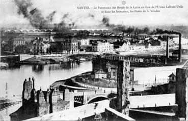 Iconographie - Le panorama des bords de la Loire en face de l'Usine Lefèvre-Utile