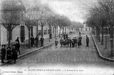 Iconographie - L'avenue de la Gare