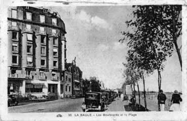 Iconographie - Les boulevards et la plage