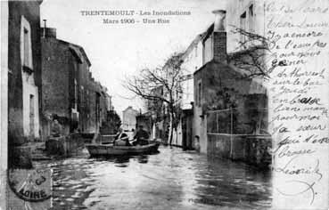 Iconographie - Trentemoult - Les inondations, une rue