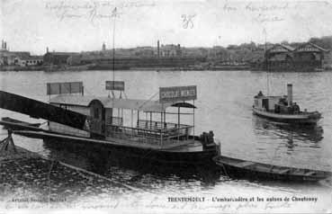 Iconographie - Trentemoult - L'embarcadère et les usines de Chantenay