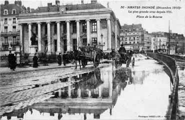 Iconographie - Nantes inondé - La plus grande crue depuis 1711, place de la Bourse