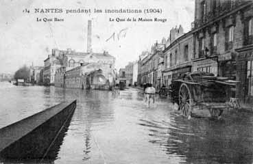 Iconographie - Nantes pendant les inondations - Le quai Baco, le quai de la Maison Rouge