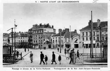 Iconographie - Nantes avant les bombardements - Passage à niveau de la Petite-Hollande