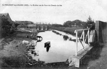 Iconographie - La rivière vue du pont du chemin de fer