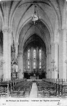 Iconographie - Intérieur de l'église paroissiale