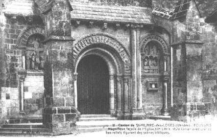 Iconographie - Magnifique façade de l'église du XIIe siècle...