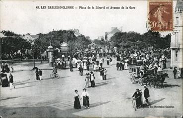 Iconographie - Place de la Liberté et avenue de la Gare