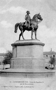 Iconographie - Statue de Napoléon 1er par Nieuwerkerke