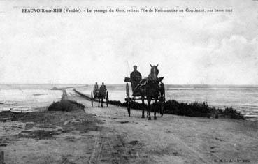 Iconographie - Le passage du Goâ reliant l'île au continent