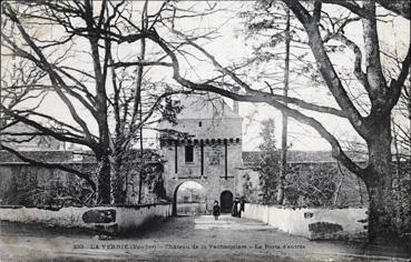 Iconographie - Château de la Vachonnière - La Porte d'entrée