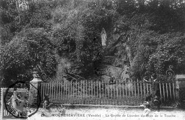 Iconographie - La grotte de Lourdes du Bois de la Touche