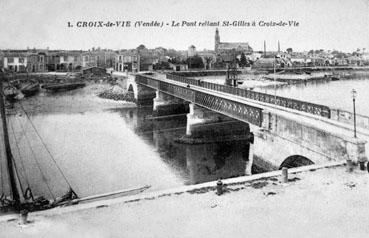 Iconographie - Le pont reliant St Gilles à Croix de Vie