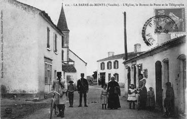 Iconographie - L'église, le bureau de Poste et le Télégraphe