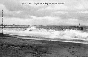 Iconographie - Vague sur la plage un jour de tempête