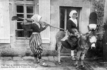 Iconographie - Costume du pays de la ferme aux champs