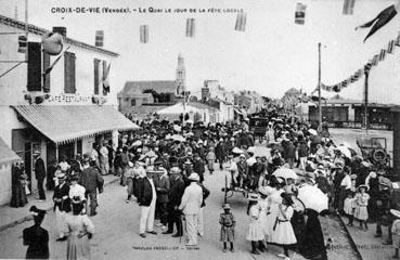 Iconographie - Le quai un jour de fête locale