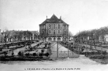 Iconographie - La mairie et le jardin public