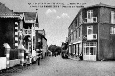 Iconographie - L'avenue de la Mer - A droite, la Parisienne, pension de famille