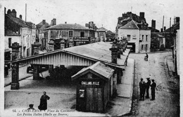 Iconographie - Place du Commerce - Les petites halles (halle au beurre)