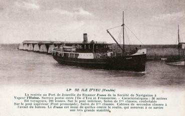 Iconographie - La rentrée au Port de Joinville du steamer France