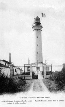 Iconographie - Le grand phare, 54 m au-dessus des hautes mers