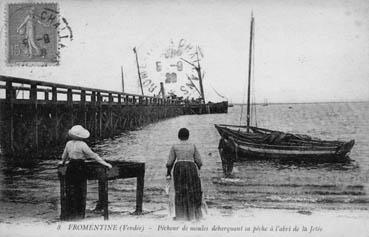 Iconographie - Fromentine - Pêcheur de moules débarquant