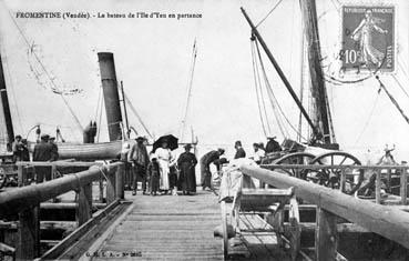 Iconographie - Fromentine - Le bateau de l'Ile d'Yeu en partance