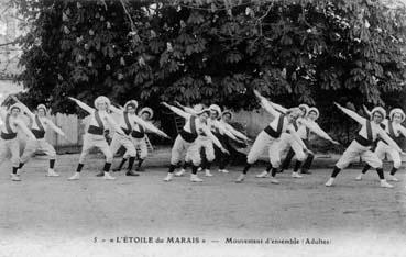 Iconographie - L'Etoile du Marais- Mouvement d'ensemble (adultes)