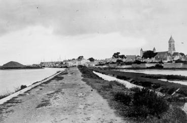 Iconographie - Jetée Jacobsen avec le chenal d'entrée du port