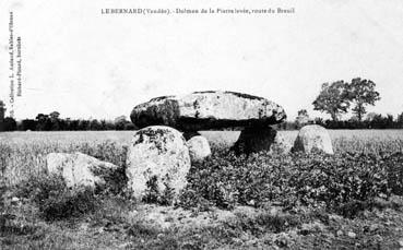 Iconographie - Dolmen de la Pierre Levée, route du Breuil